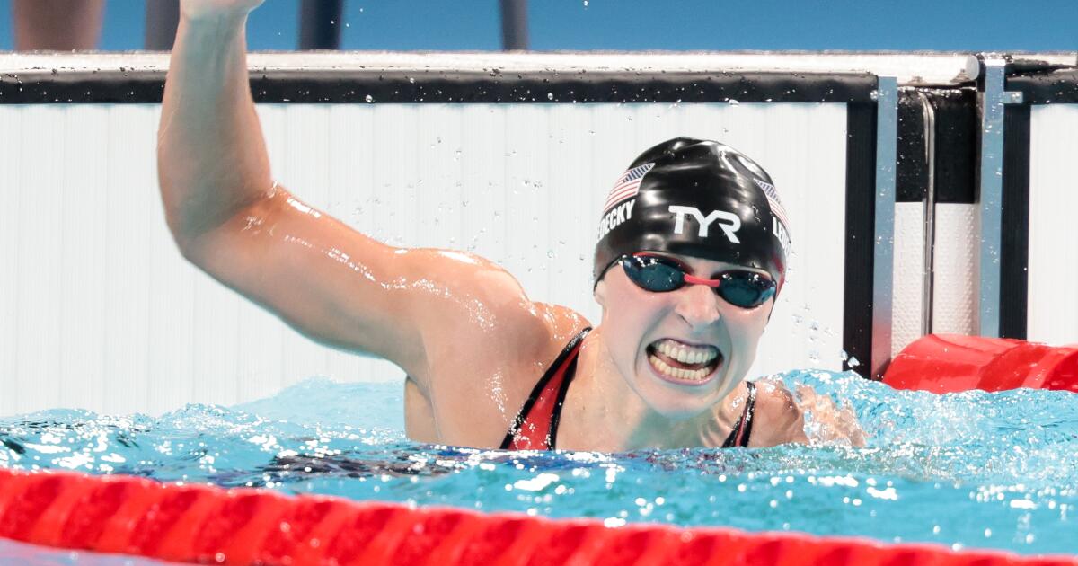 Katie Ledecky shatters Olympic record, winning gold by an absurd margin