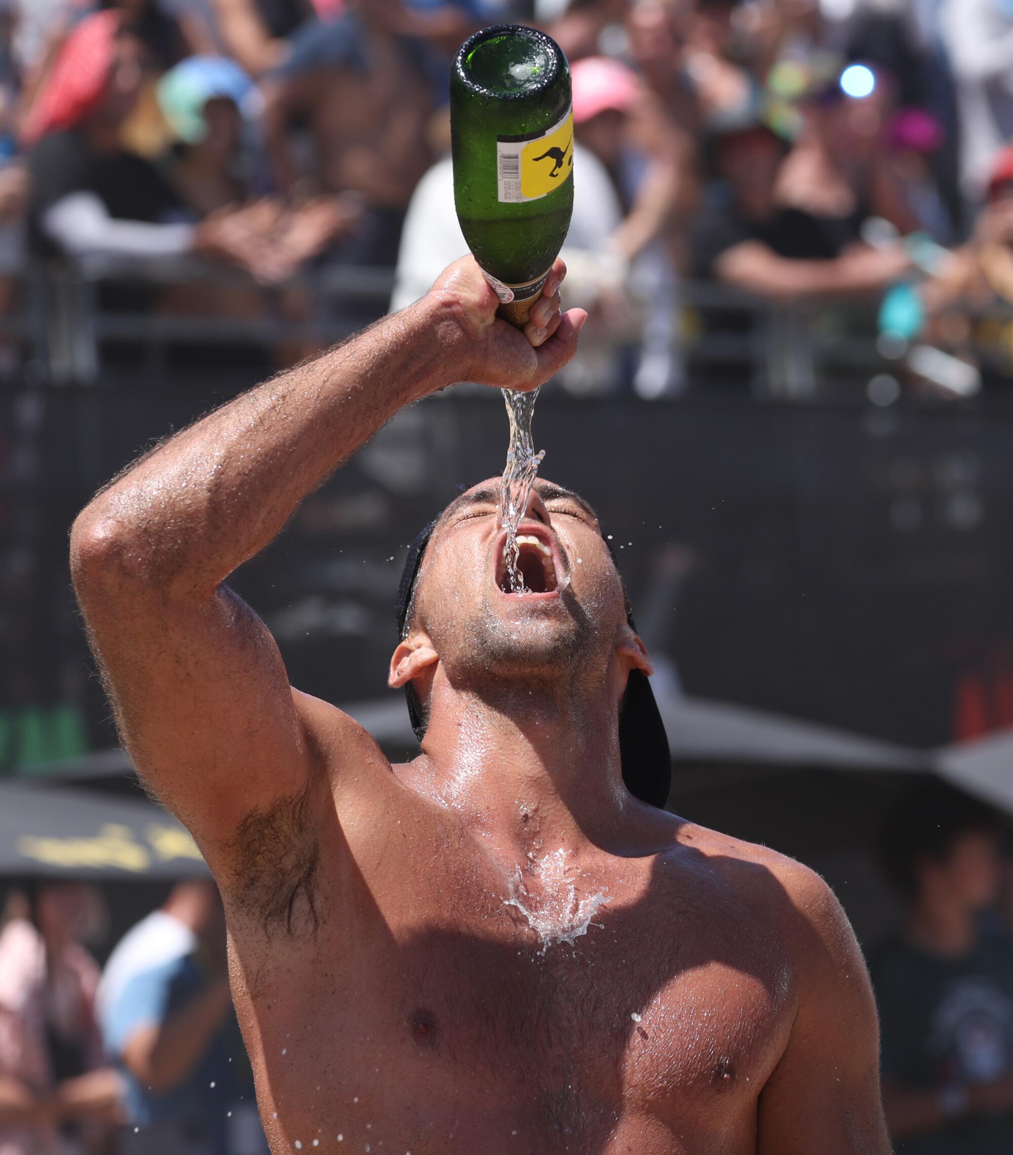 Trevor Crabb celebrates after winning the Manhattan Beach Open on Sunday.