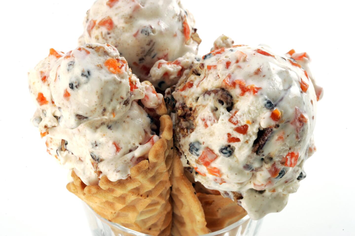 Carrot cake ice cream