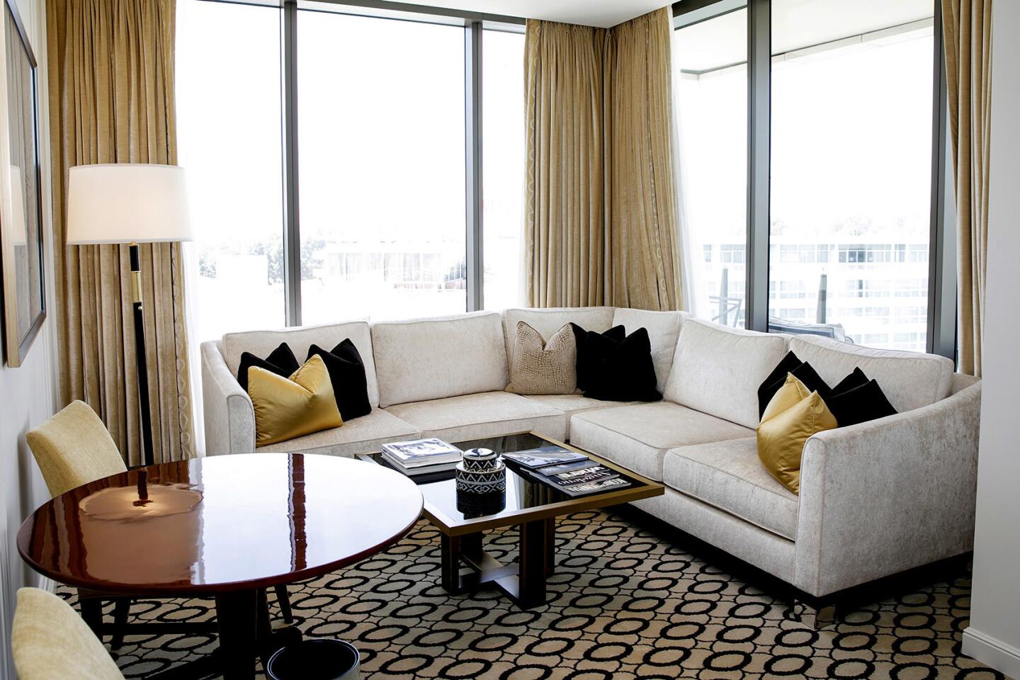 Las Vegas Mega Suites We Bet You'll Love – Forbes Travel Guide Stories