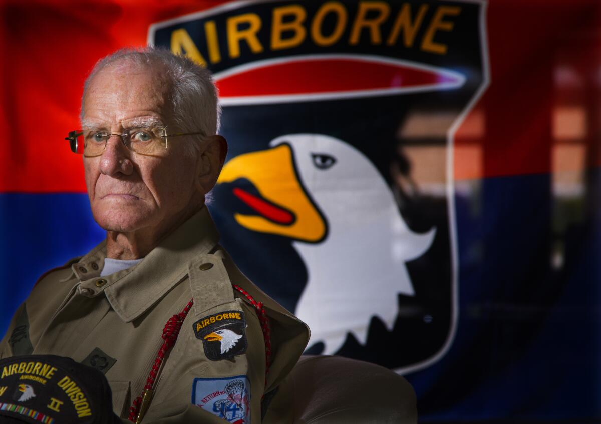 Tom Rice dead: WWII D-day paratrooper continued to jump from planes ...