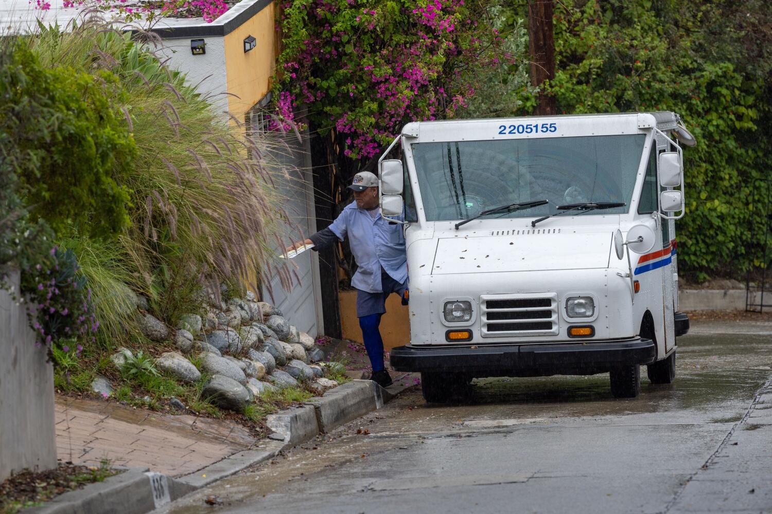 Los Angeles tops nation in dog attacks on postal workers, again