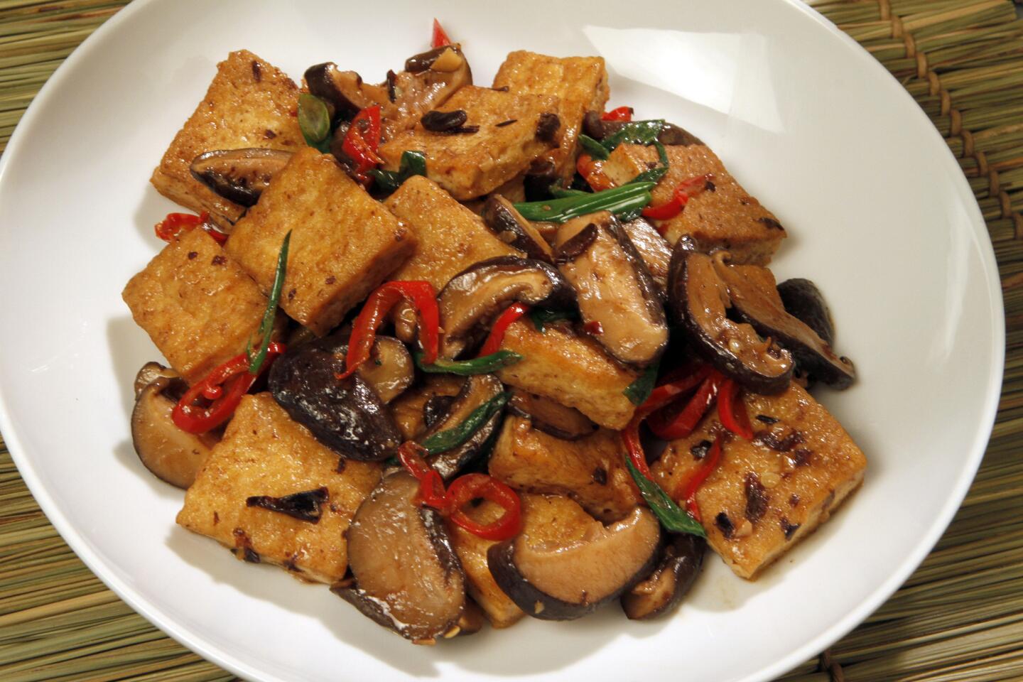 Vegetarian Hunan-style tofu