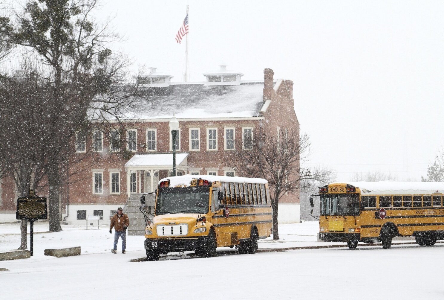 After Plus Snow Days Arkansas Cuts School Year The San Diego Union Tribune