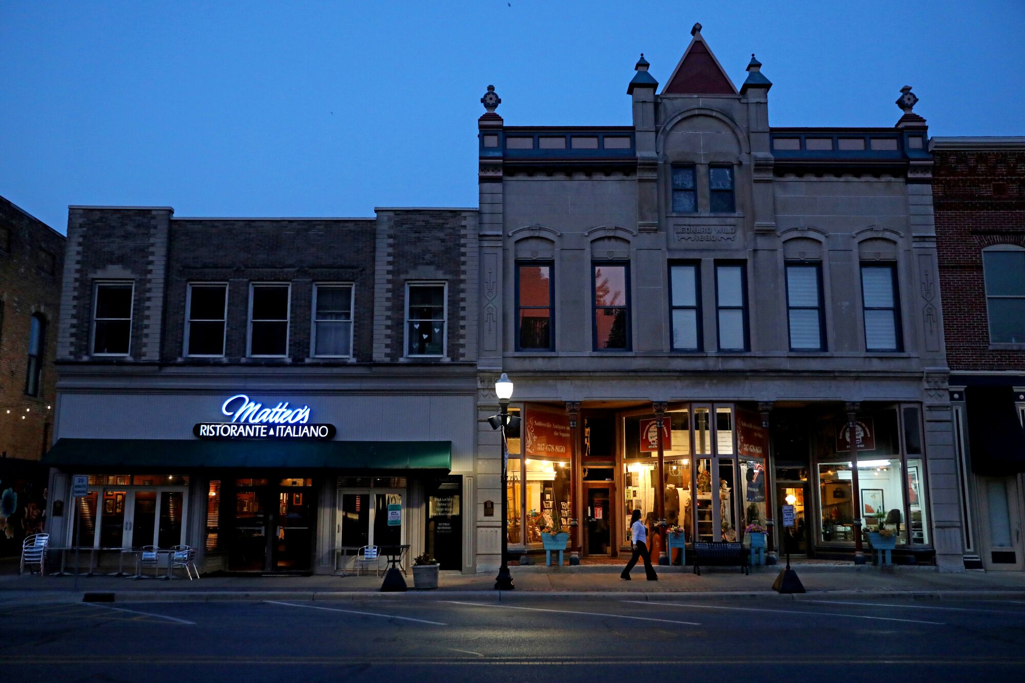 Dusk settles in along N. 9th St. in downtown Noblesville, Ind.