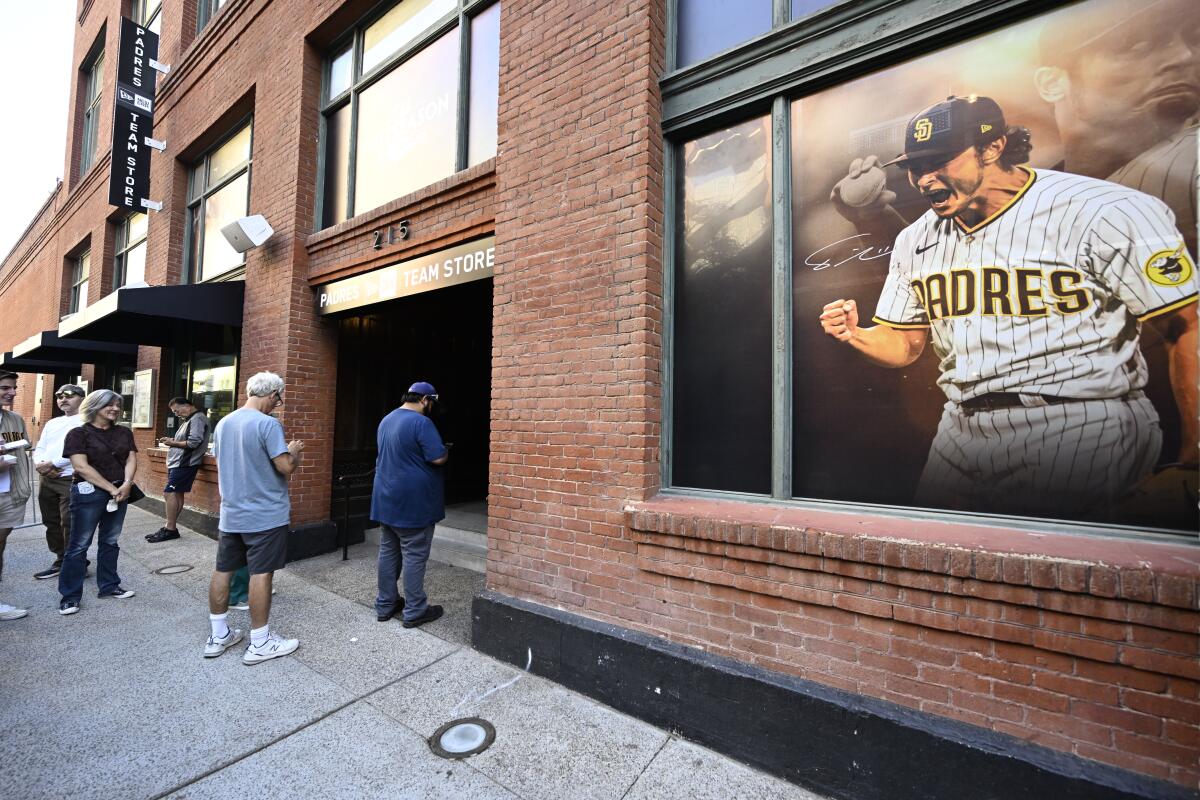 Friar fever continues into the Padres Team Store for NLCS merch