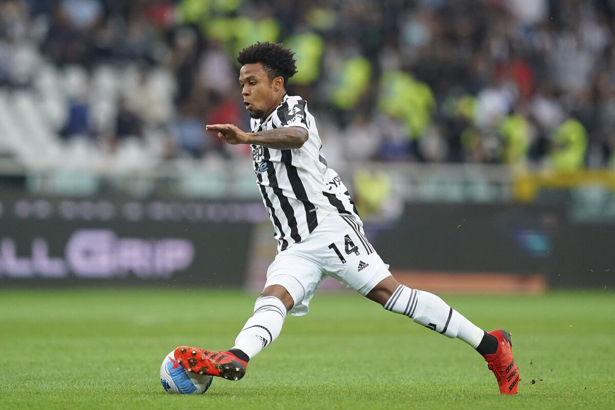 Juventus' Weston McKennie goes for the ball during the Serie A soccer match between Juventus and Torino, at the Turin Olympic stadium, Italy, Saturday, Oct. 2, 2021. (Spada/LaPresse via AP)