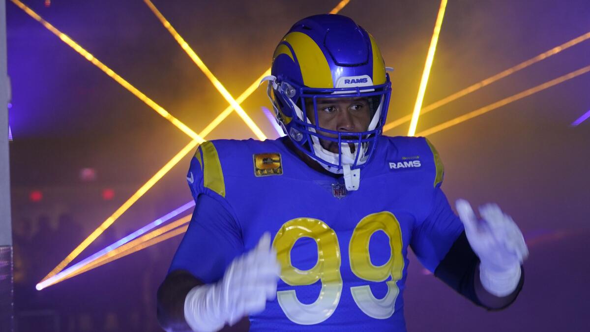 rams purple uniform