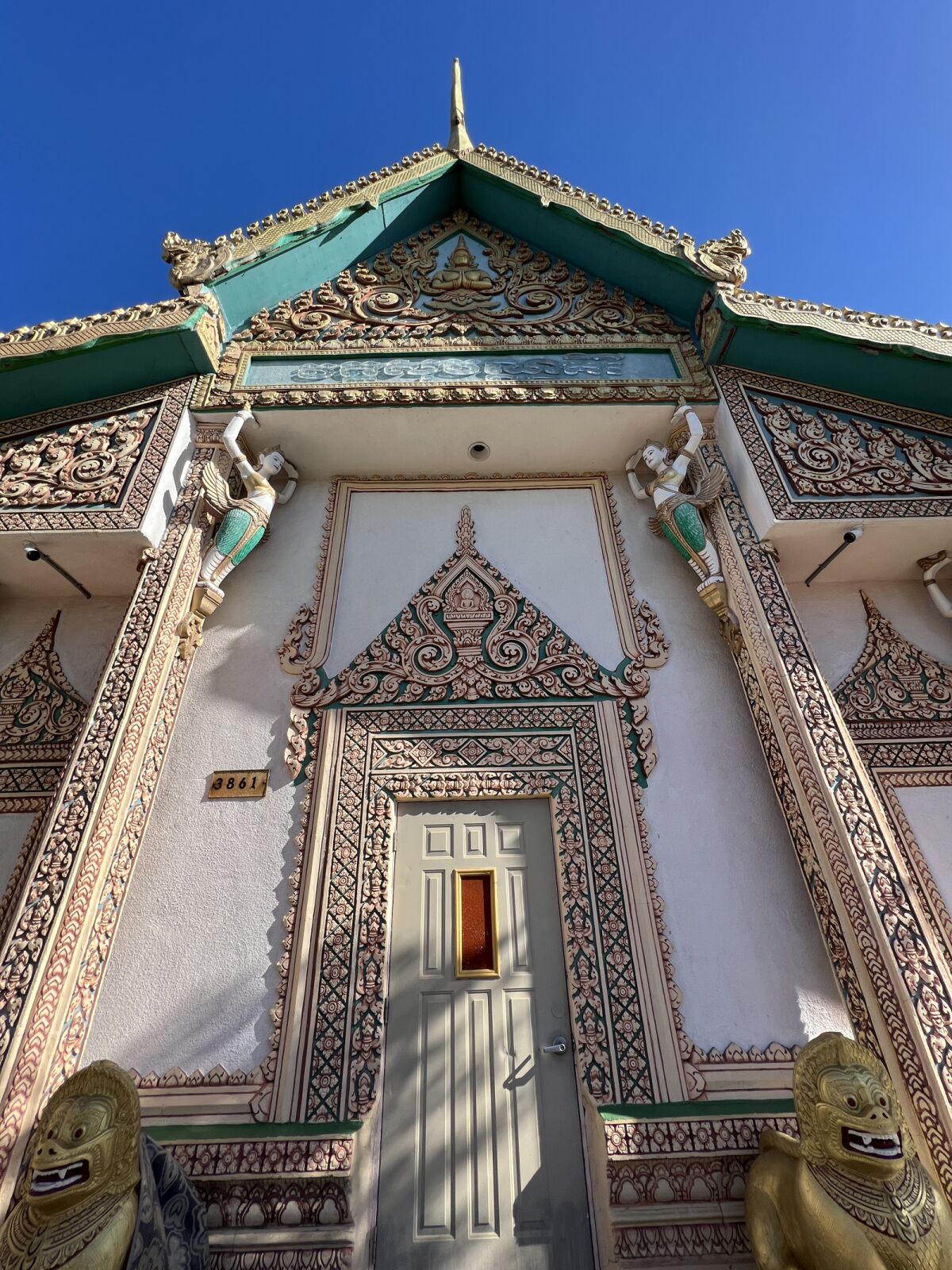 The exterior of the Sovannkiry Buddhist Temple in East San Diego.