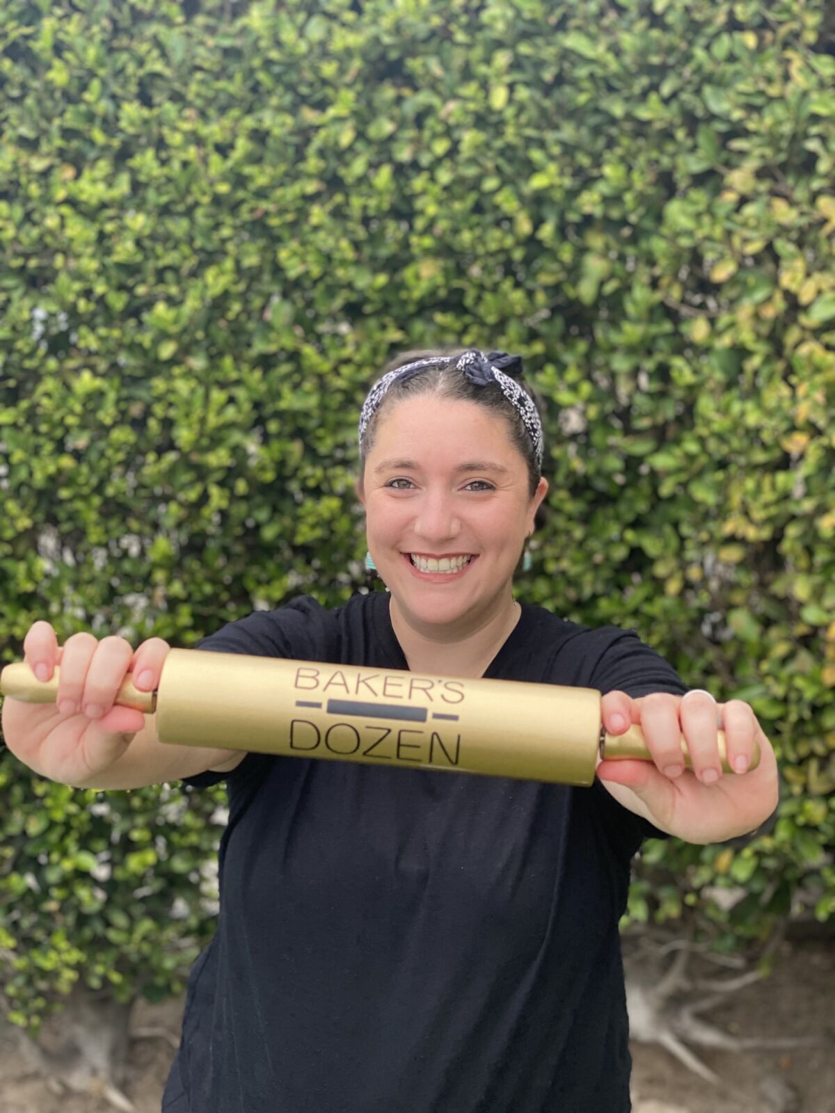 Lisa Altfest won Hulu's "Baker's Dozen" and the golden rolling pin.