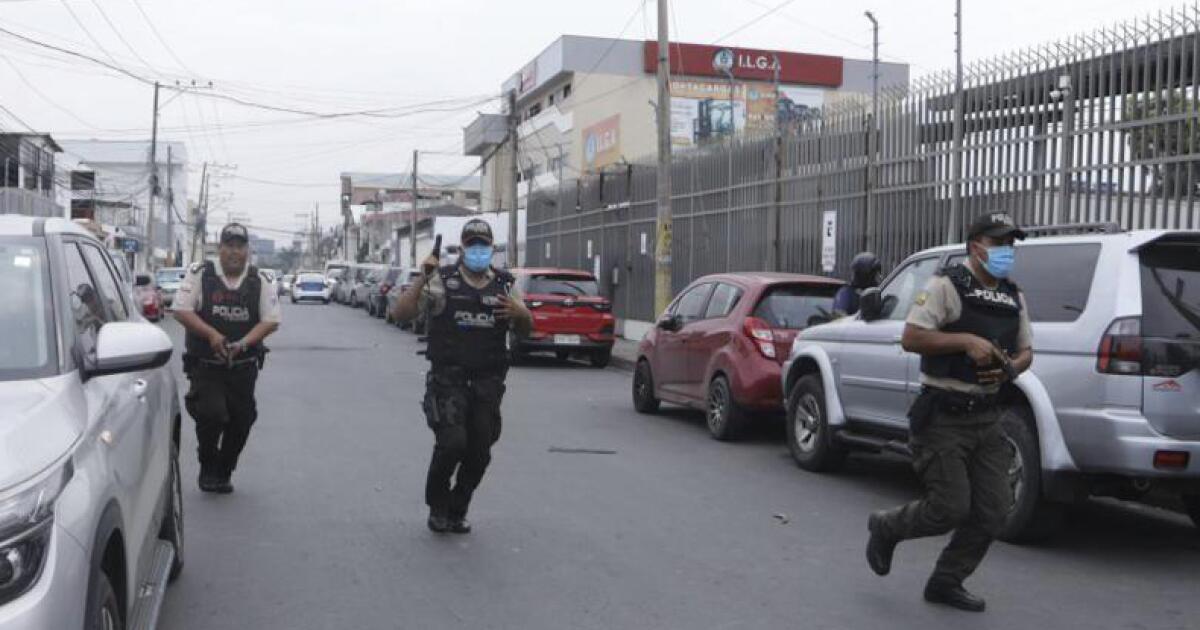 Des hommes armés prennent d’assaut un studio de télévision lors d’une diffusion en direct en Équateur