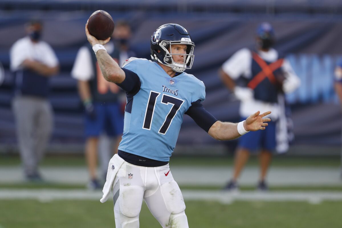 Tennessee Titans quarterback Ryan Tannehill passes against the Chicago Bears on Sunday.