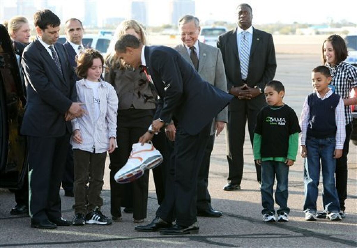 Shaq's shoe makes a big impression on Obama - The San Diego Union-Tribune