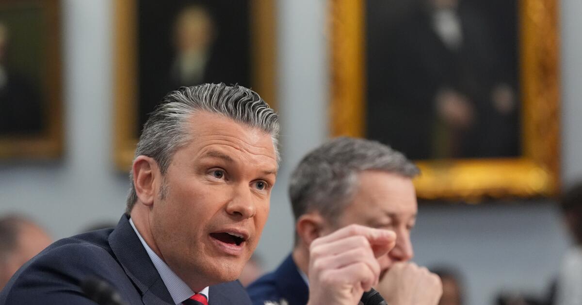 Hegseth est sur le point de cuisiner pour le retrait des armes pendant la guerre en Iran