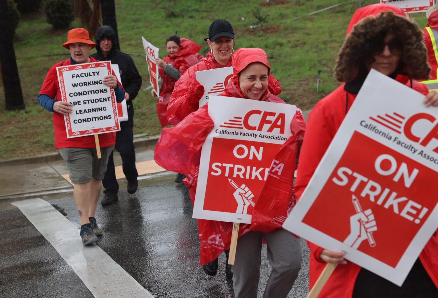 Thousands of CSU faculty vow to 'shut down' campuses in first systemwide strike