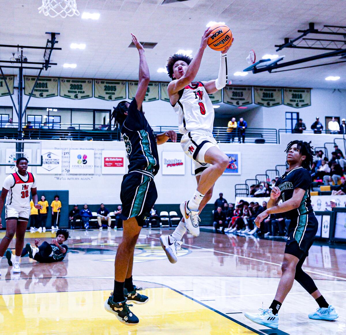 Trent Perry of Harvard-Westlake goes airborne during a game at the Classic at Damien.