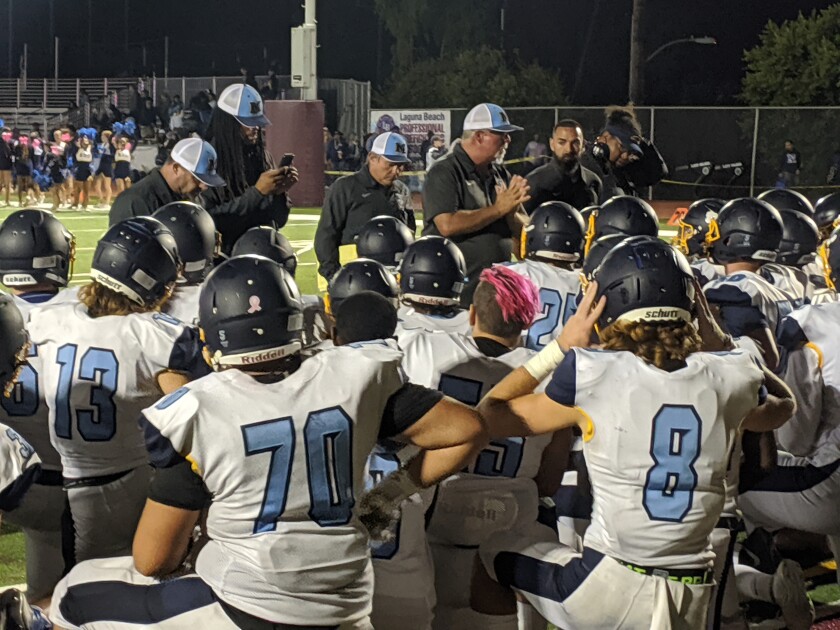Marina Football Improves To 5 1 With Victory At Laguna Beach Los