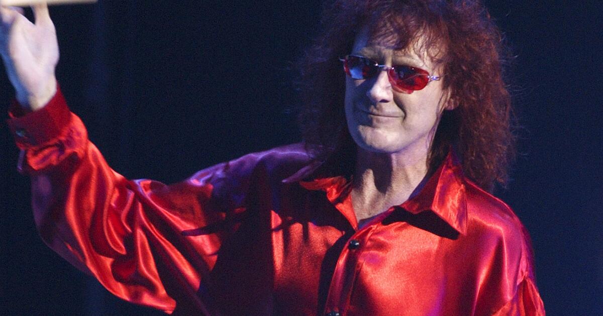 AC/DC drummer Colin Burgess dead: Masters Apprentices member dies - Los ...