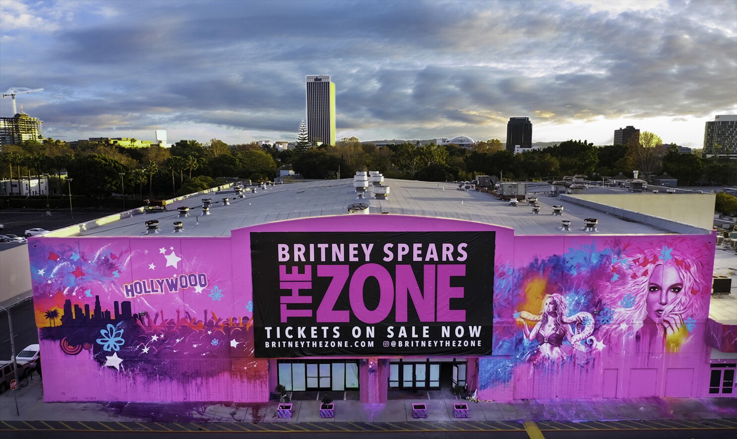 Now There S A Britney Spears Pop Up Museum Yes Museum Los Angeles Times