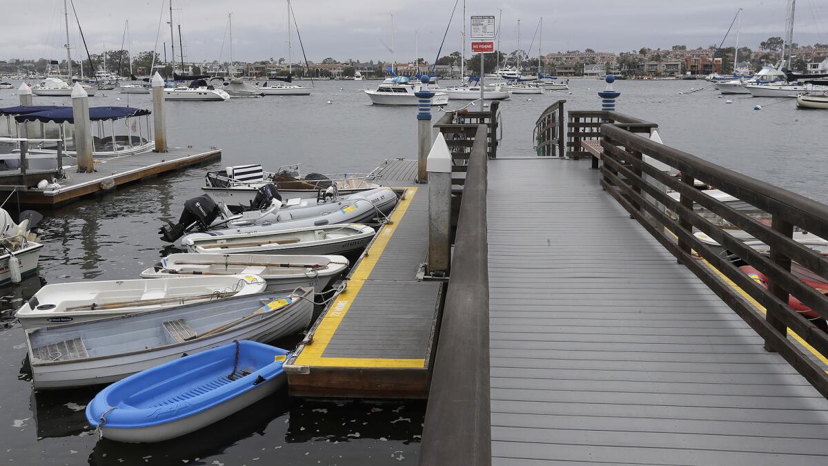 Floating docks at Newport Beach public piers to be replaced, pending Harbor  Commission approvals - Los Angeles Times