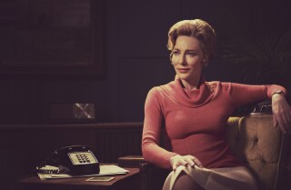 Cate Blanchett jako Phyllis Schlafly w "pani Ameryce.""Mrs. America."