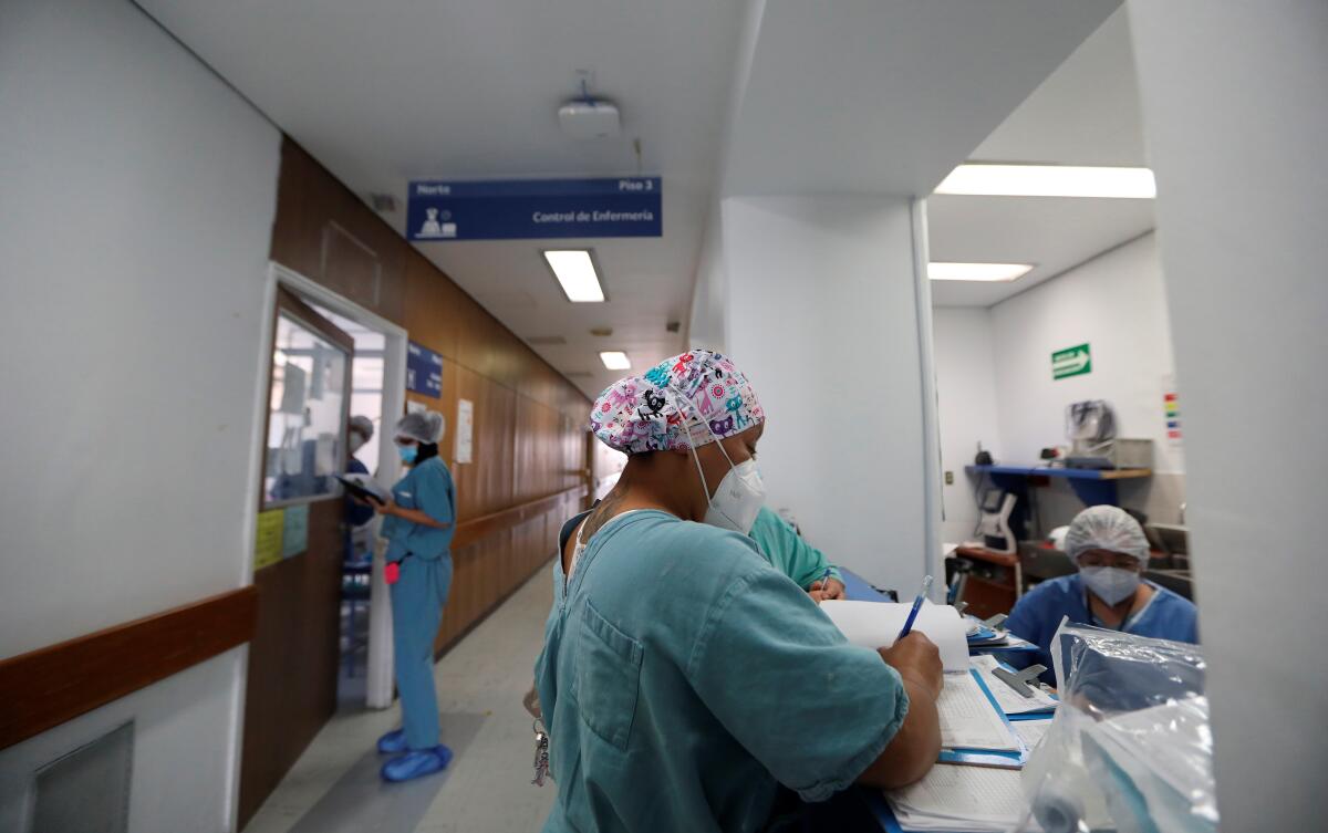 Ciudad de México aclara que médicos cubanos contratados estaban acreditados