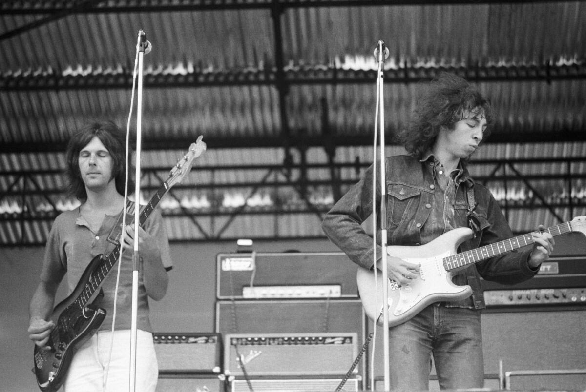 Dave Pegg (left) and Richard Thompson of Fairport Convention in 1970