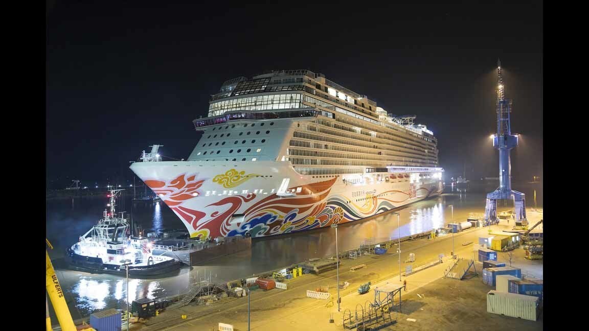 Sick Norwegian Cruise Line passengers checked by paramedics in L.A.