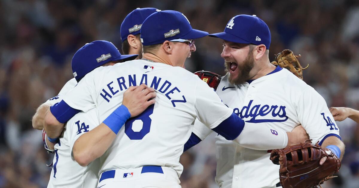 Plaschke: Welcome back, World Series! Dodgers return to Fall Classic for monumental duel with Yankees