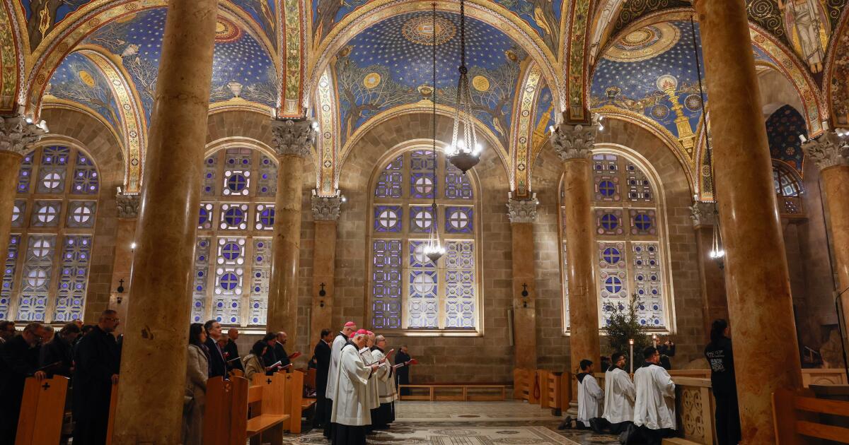 La police israélienne empêche les dirigeants catholiques de célébrer le dimanche des Rameaux à Jérusalem