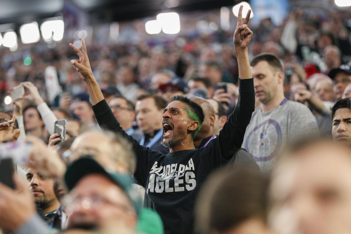 STX33. Minneapolis (United States), 04/02/2018.- A Philadelphia Eagles fan reacts prior to Super Bowl LII at US Bank Stadium in Minneapolis, Minnesota, USA, on 04 February 2018. The NFC Champions Philadelphia Eagles play the AFC Champions New England Patriots in the National Football League's annual championship game. (Liga de Campeones, Disturbios, Filadelfia, Estados Unidos) EFE/EPA/JUSTIN LANE ** Usable by HOY and SD Only **