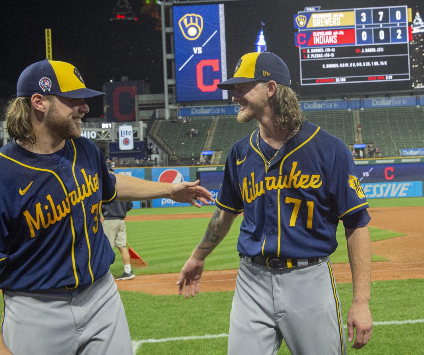 Corbin Burnes ties MLB strikeout record in Brewers win over Cubs