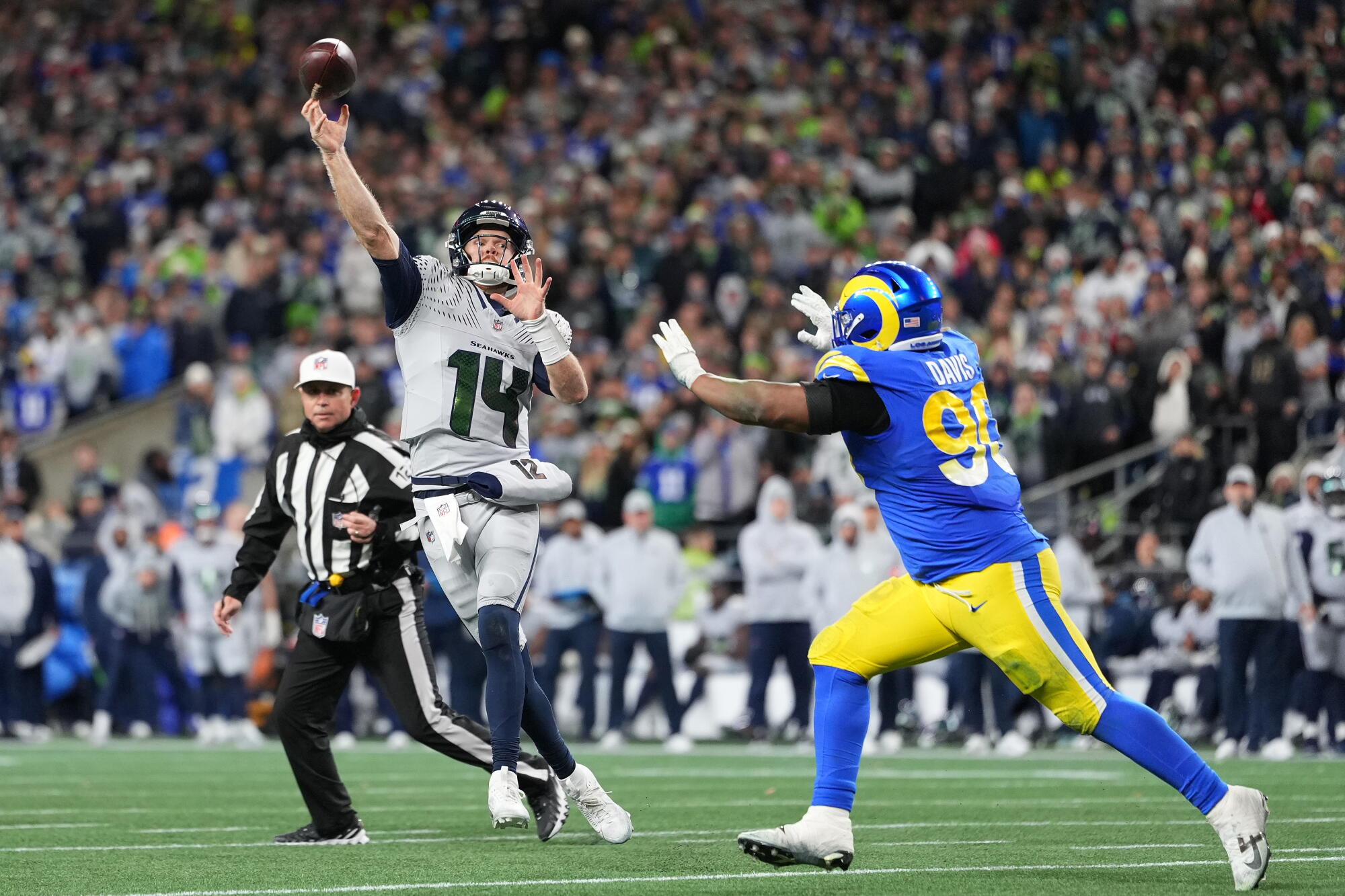 La Rams Lose Again Rams lose to Seahawks in overtime thriller, falling out of first - Los ...