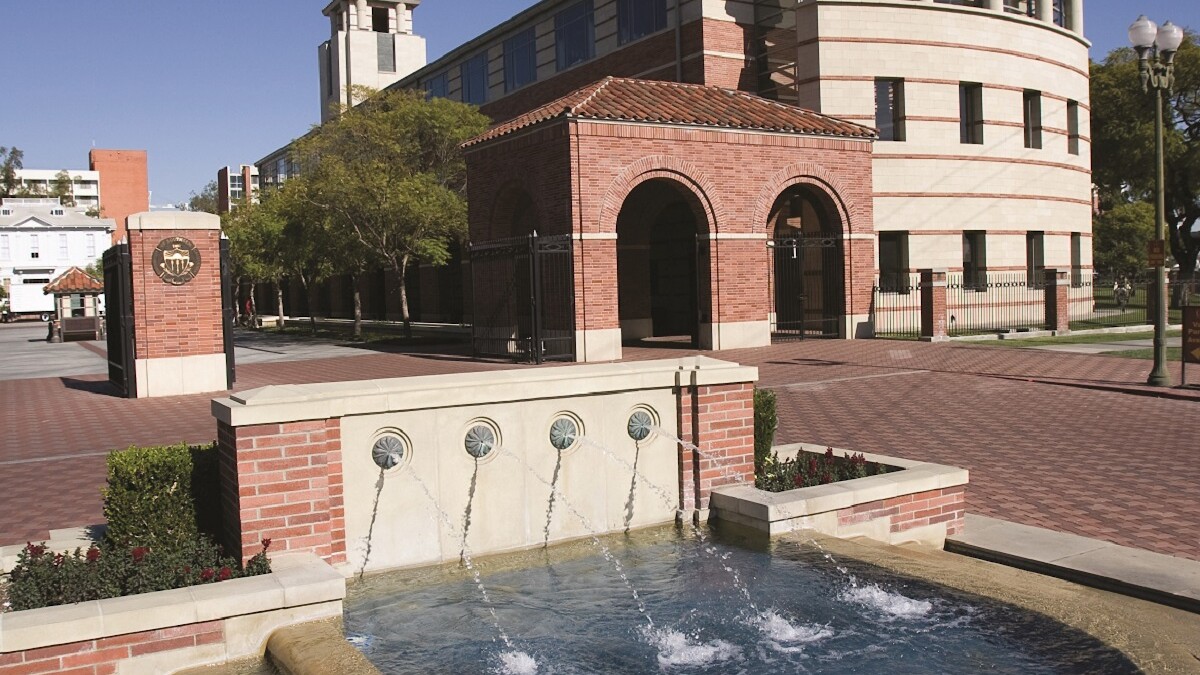 USC Marshall School of Business - Los Angeles Times