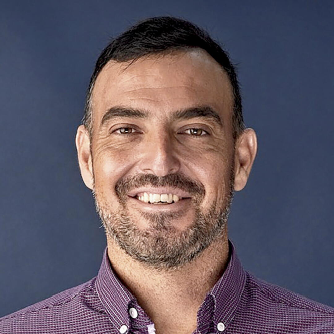 Andrew Looka Finalist: Andrew Ulloa - Los Angeles Times