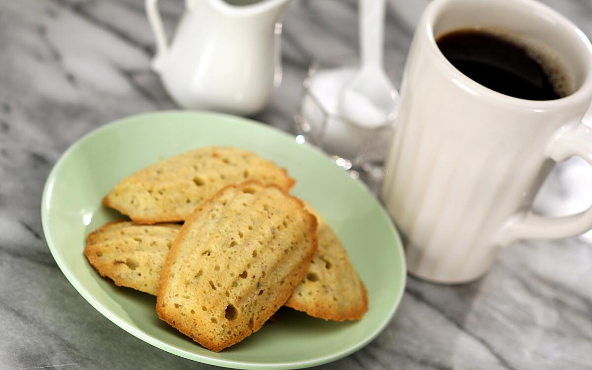 Pistachio madeleines