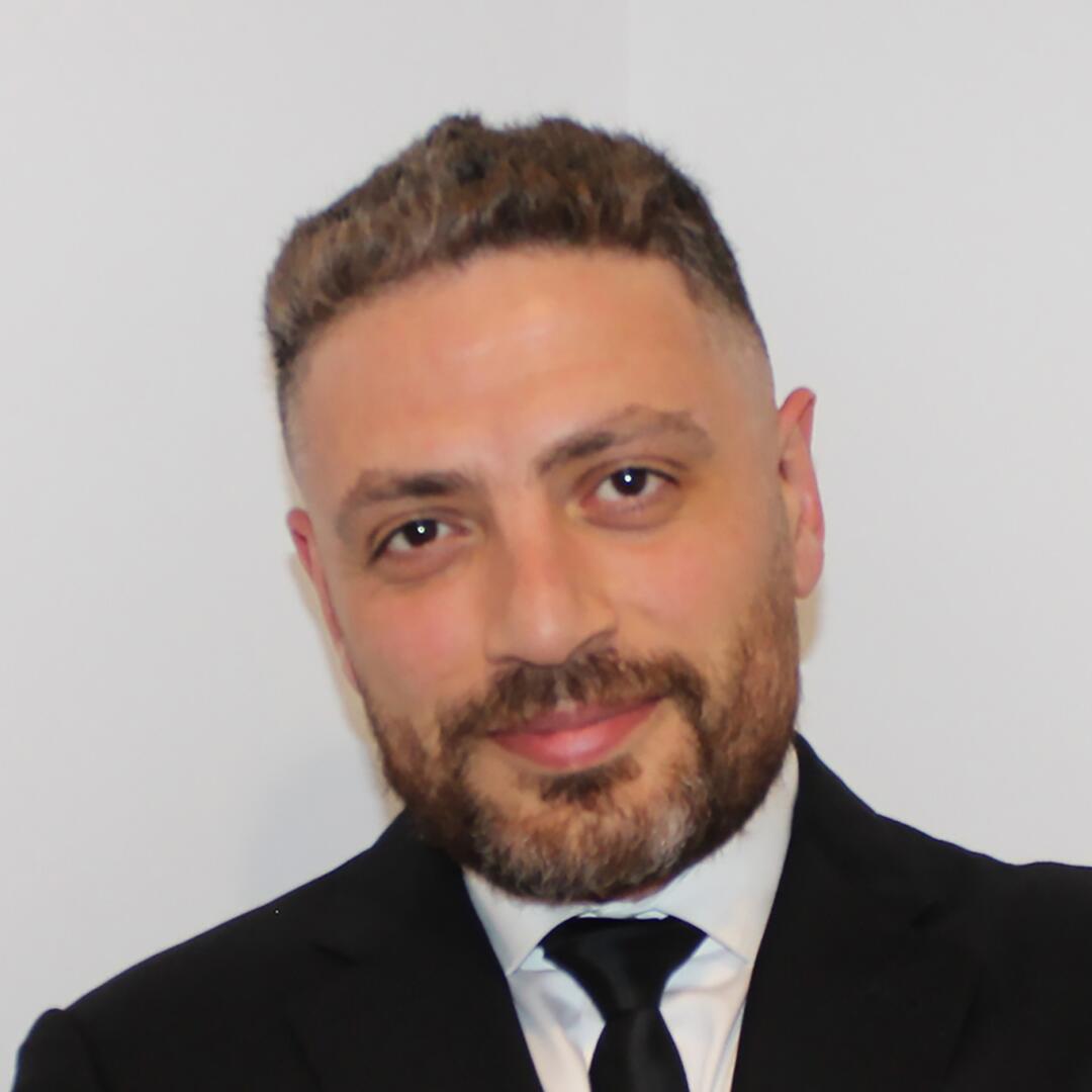 A portrait of Robert Khachatryan