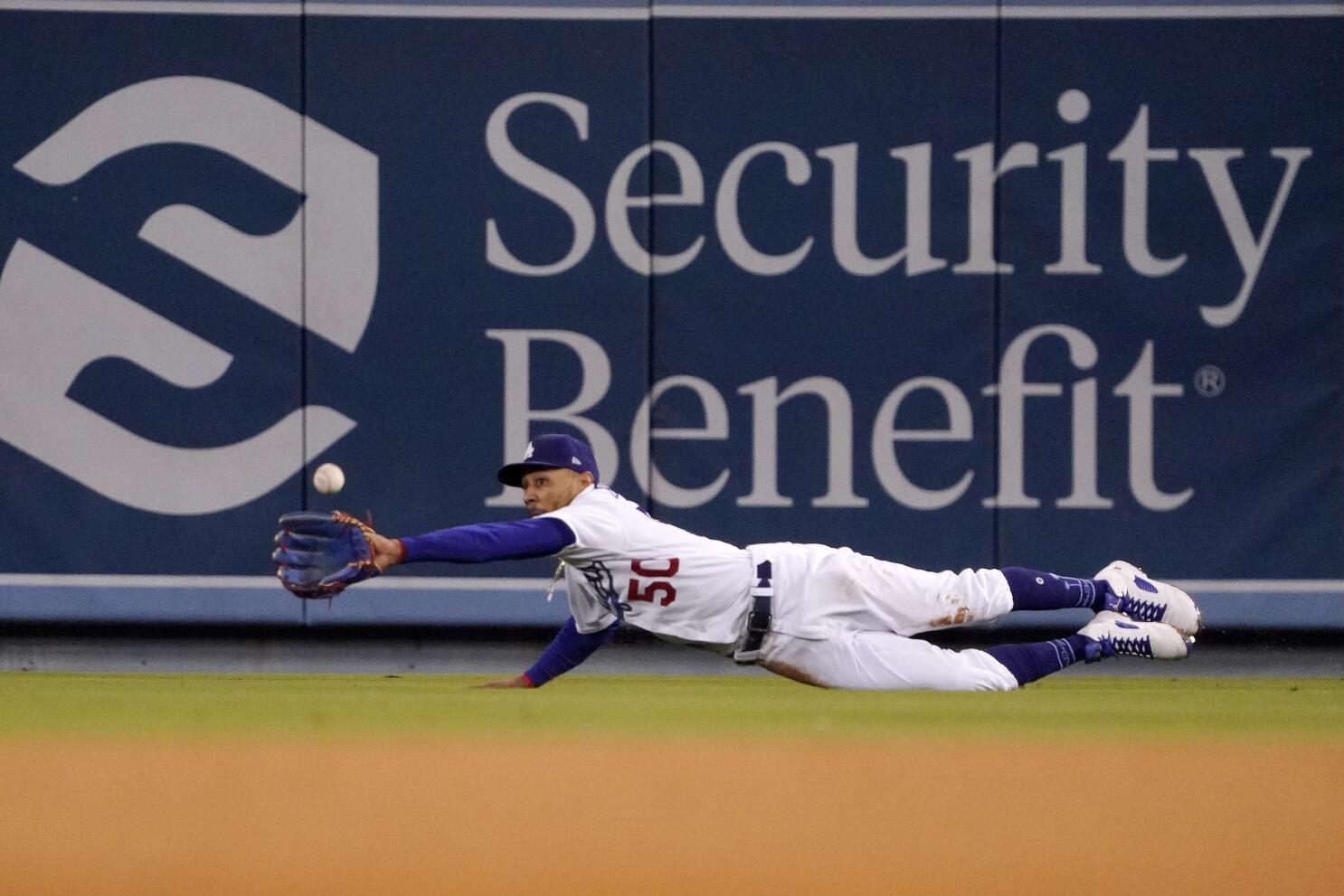 Dodgers' Mookie Betts wins sixth career Gold Glove Award - Los Angeles Times