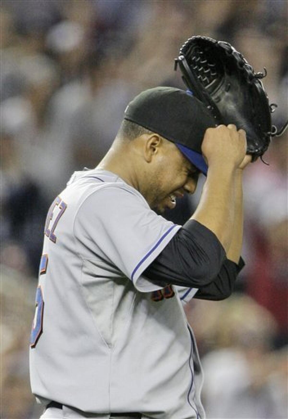 Castillo's error gives Yankees wild win over Mets - The San Diego  Union-Tribune