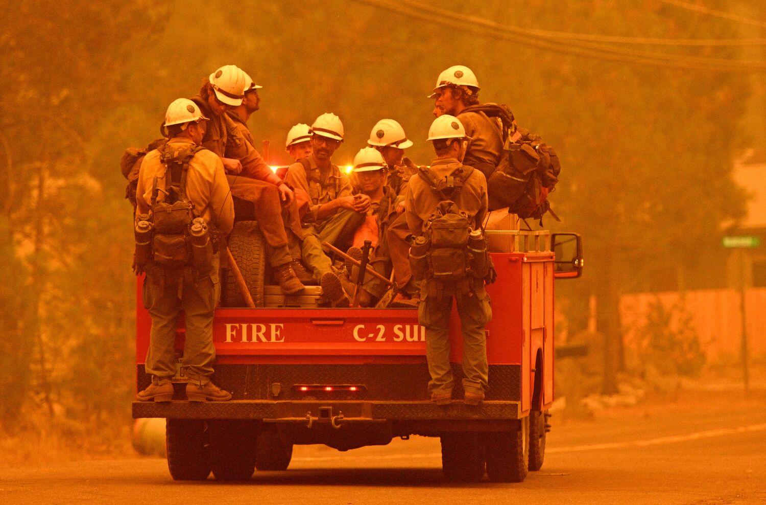 As Caldor fire closes in on Lake Tahoe, crews scramble to prevent worst-case scenario