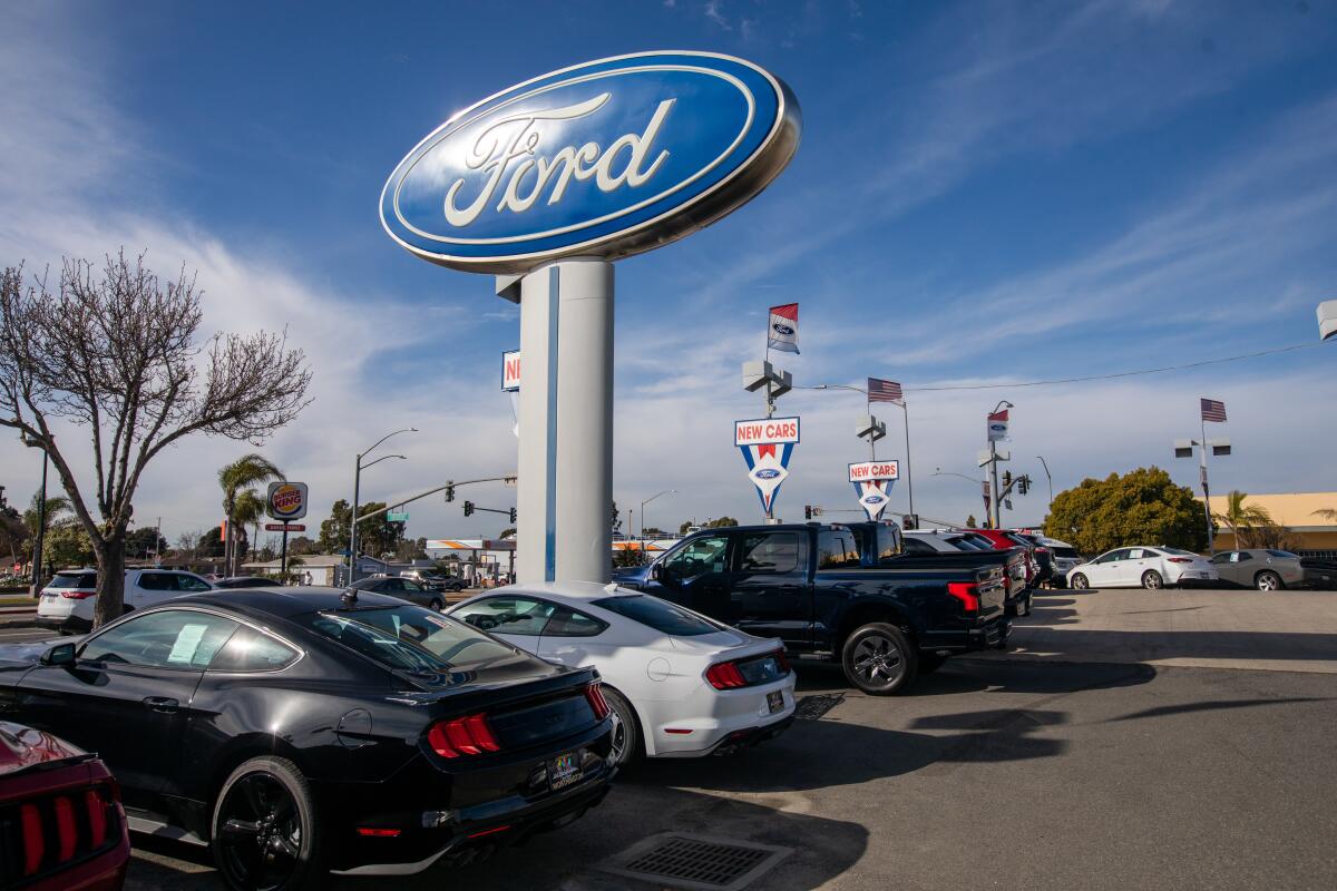 Southern California Auto Auction - About our dealership in FONTANA, CA