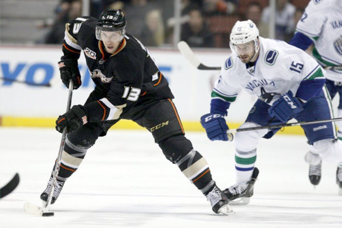 Nick Bonino had two power-play goals for the Ducks in Anaheim's 9-1 rout of Vancouver on Wednesday.