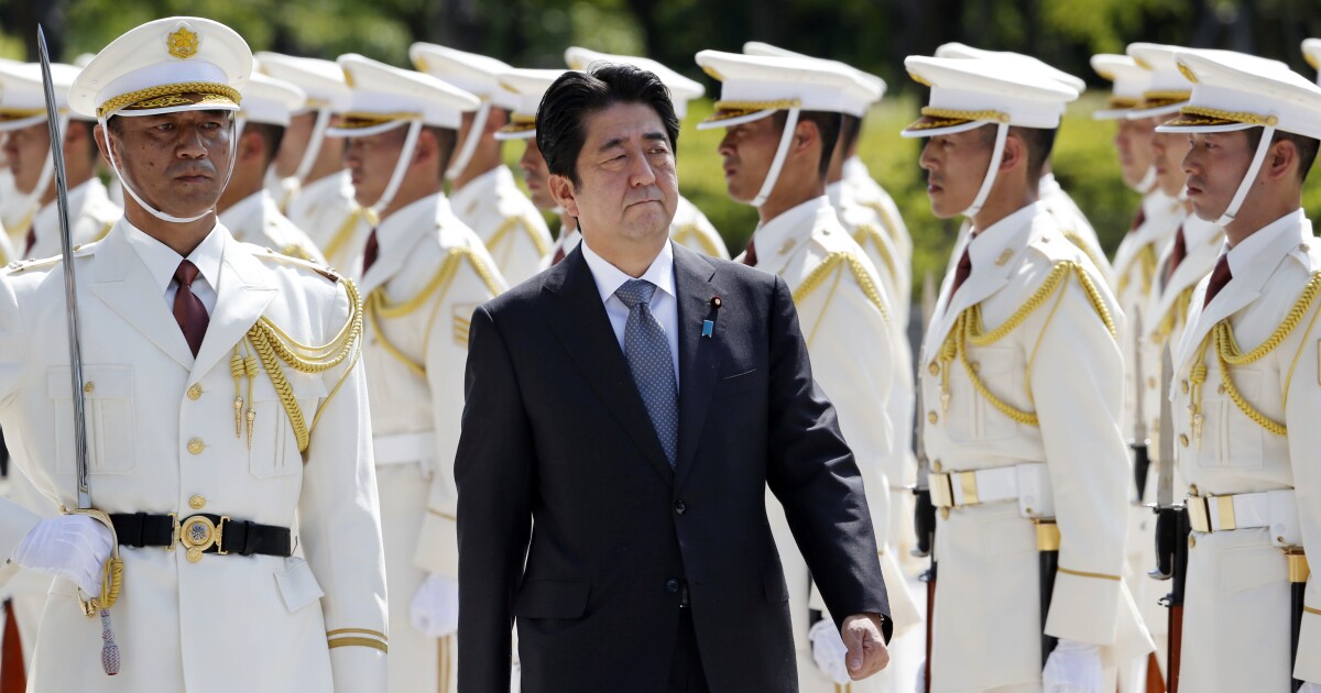 日本は安倍晋三の葬儀をする。 公共反応の混合
