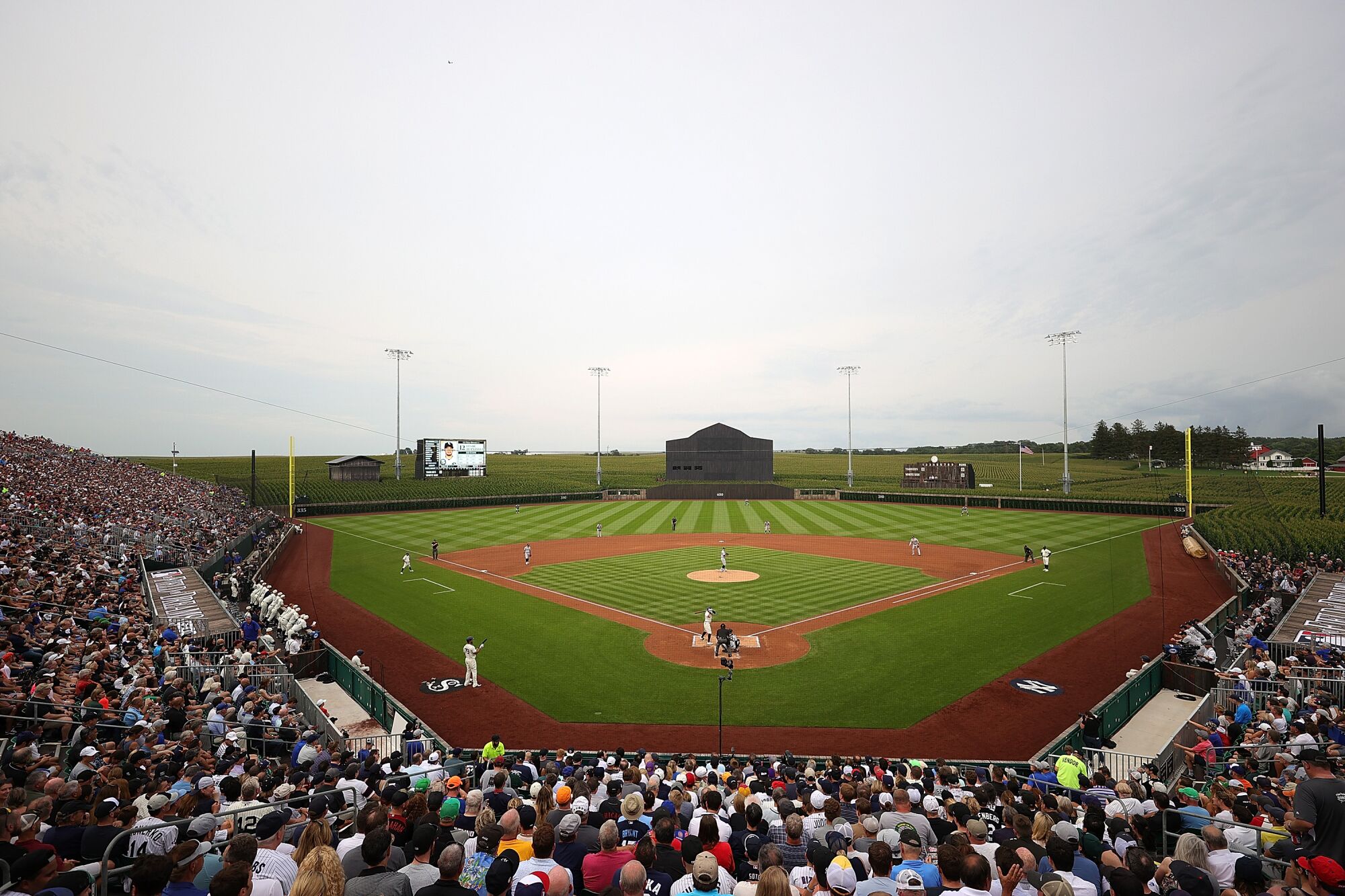 A general view of the Field of Dreams diamond during the first inning between the White Sox and Yankees.