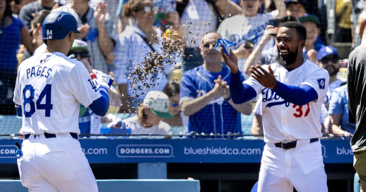 Shell yeah: Teoscar Hernández is the Dodgers' always-smiling, seed-throwing motivator