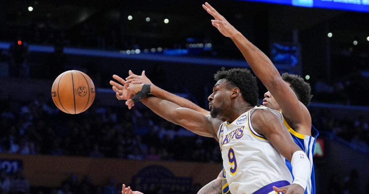 JJ Redick isn't overly concerned about the Lakers' on-court chemistry