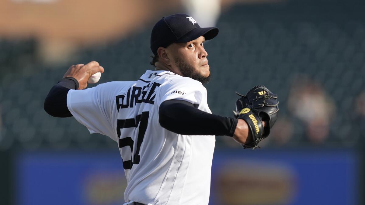 Eduardo Rodriguez pitches Tigers to win over White Sox