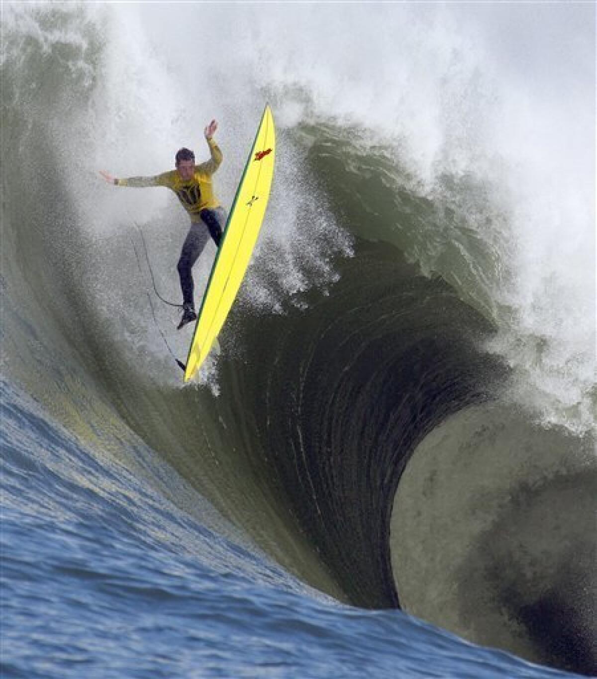 Was This Past Mavericks Swell a Harbinger for an Epic Big-Wave Season? -  Surfer