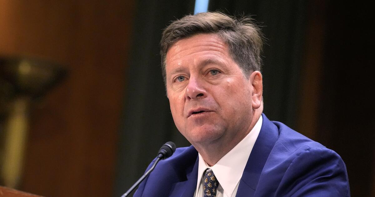 Jay Clayton, nommé par Trump en matière d’éducation, affrontera les démocrates lors des élections de 2020.