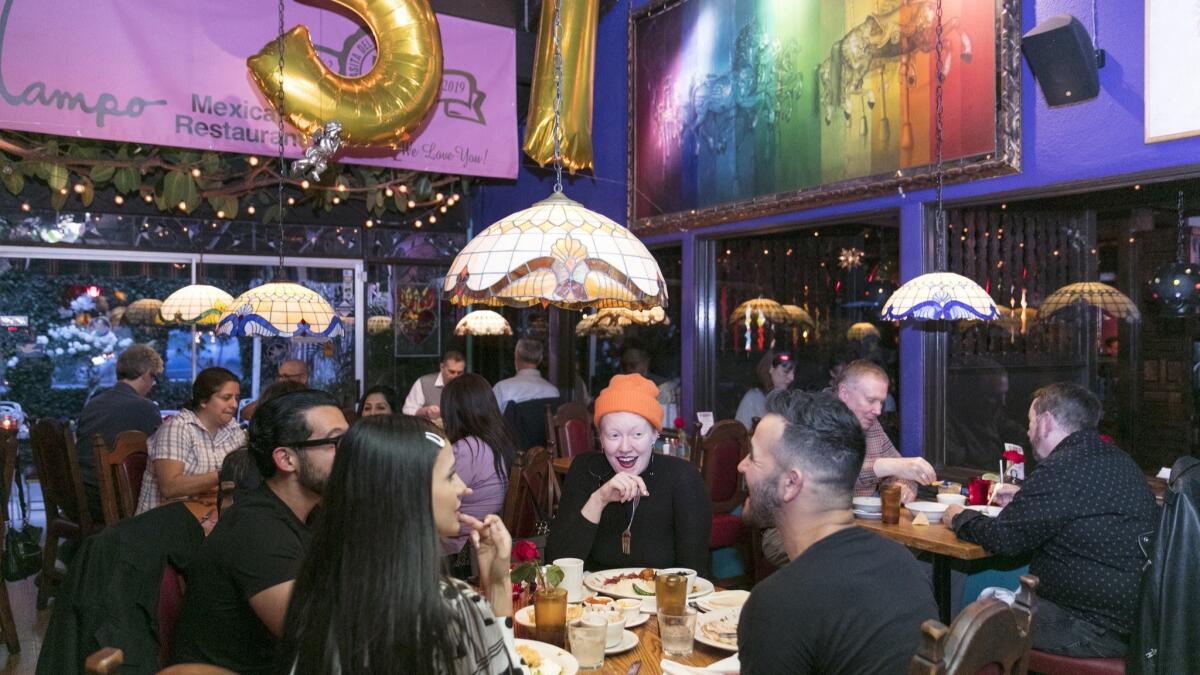 Is there anything more powerful than an L.A. restaurant booth? - Los  Angeles Times